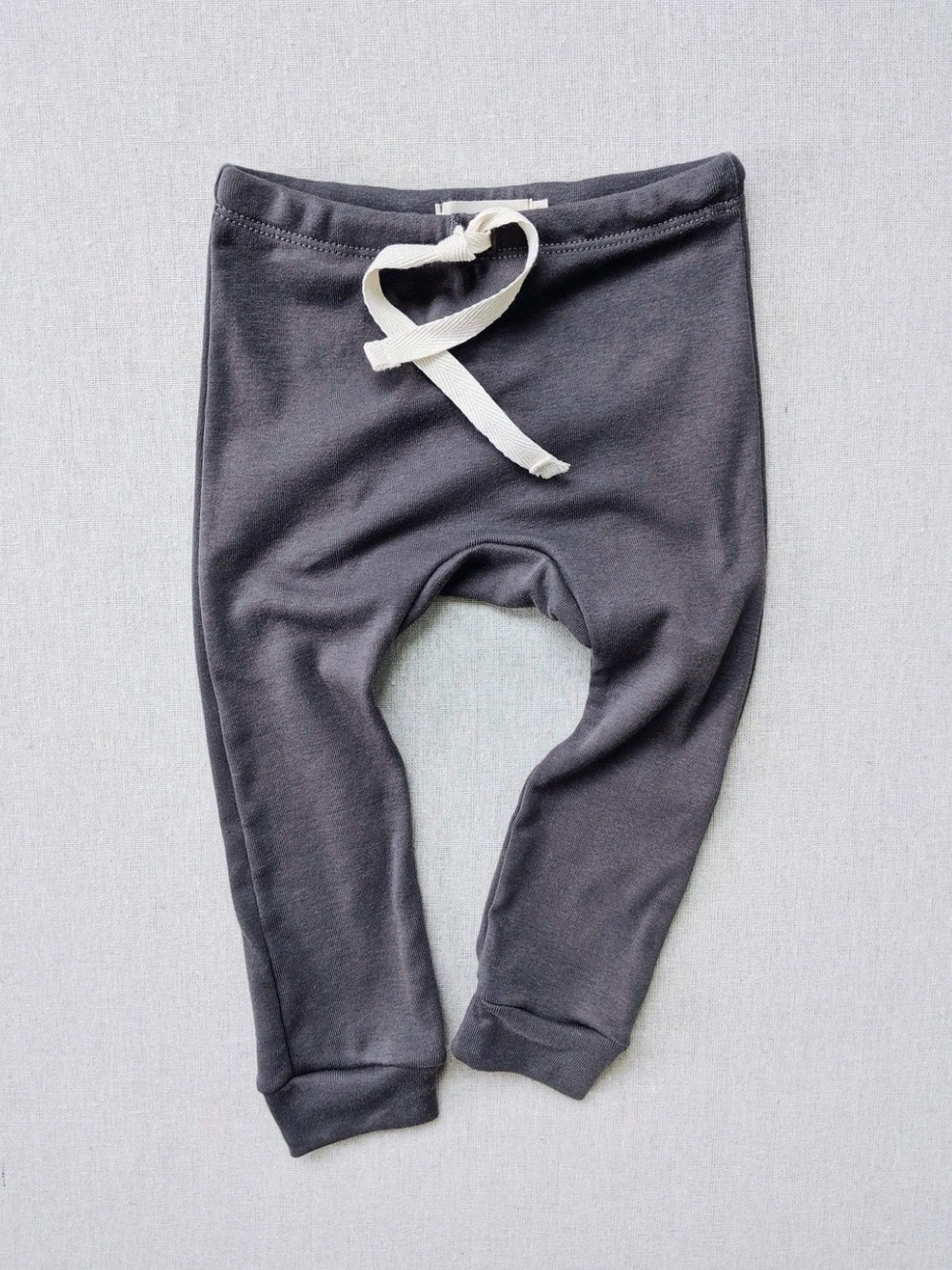 mabo organic cotton drawstring leggings - graphite